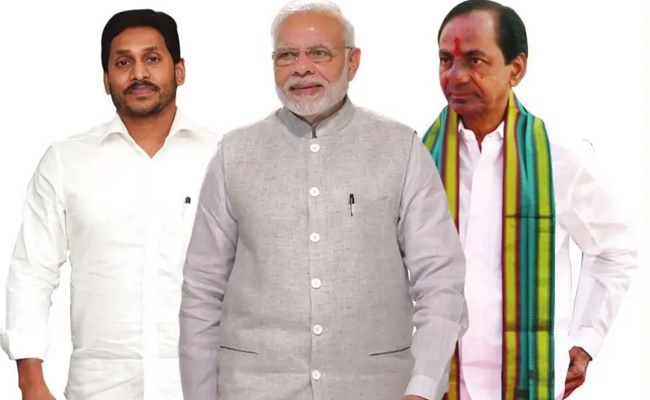 Telangana CM KCR, Andhra CM Jagan take different stands on Centre!