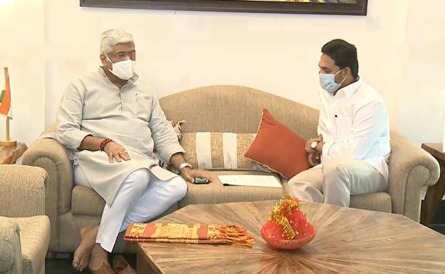 Video: YS Jagan's Respect For Hindu Beliefs