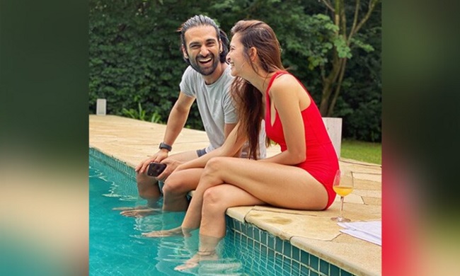 Pic Talk: Pawan Kalyan's Heroine In Swimsuit
