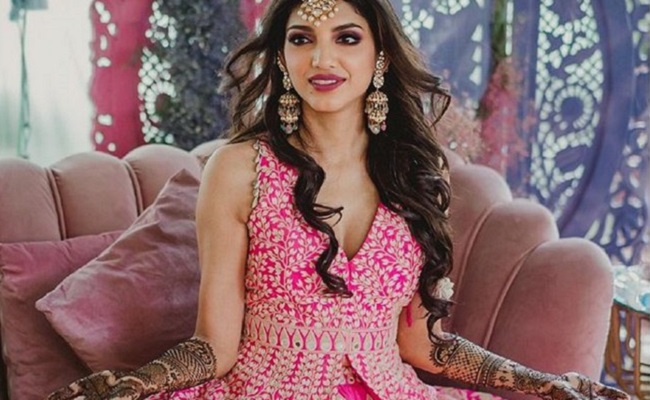 Dreamy Pics From Miheeka Bajaj's Mehendi Ceremony