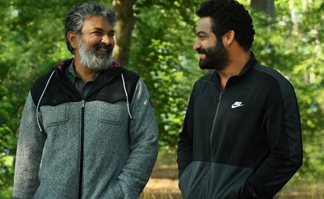 Rajamouli is in Confusion about RRR