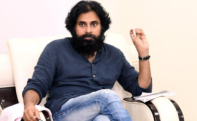 Buzz: Pawan Kalyan's Call Sheet Per Day @ 1.5 Cr