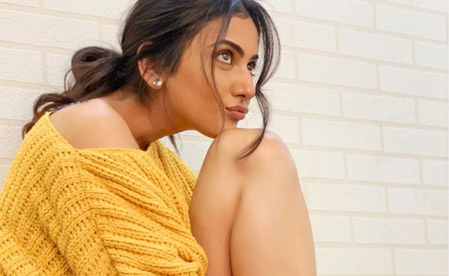 Rakul is back to Sharing Glam Pictures