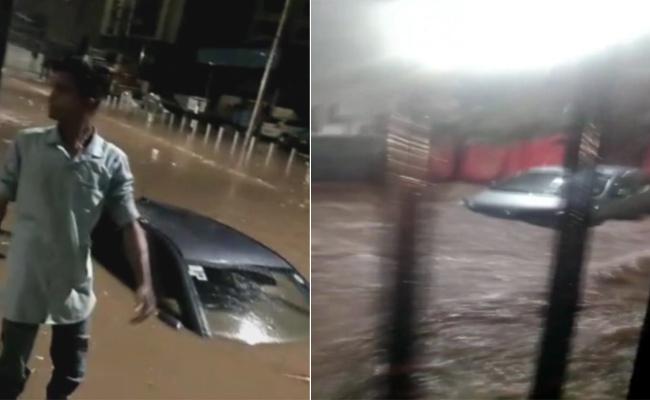 15 Dead Due To Heavy Rains In Telangana, People Advised To Stay Indoors