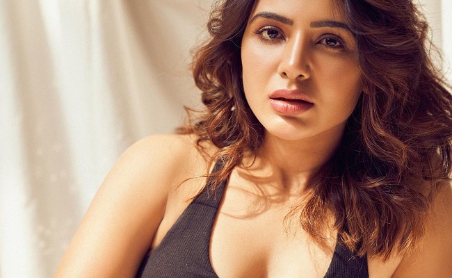 pHOTo Alert: Sizzling Hot Samantha!