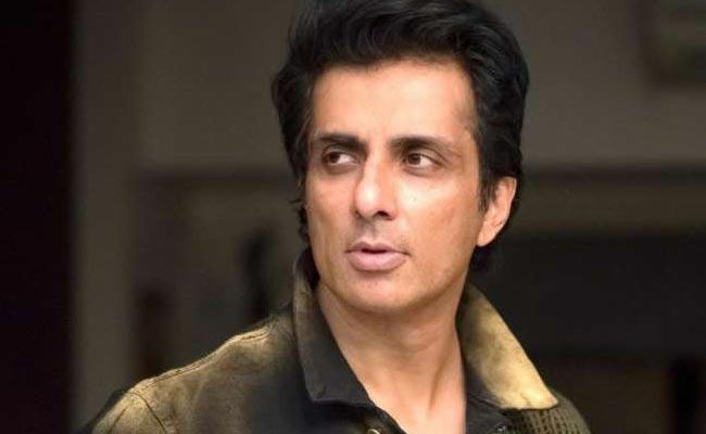 Did Sonu Sood Takes Indirect Dig At Actress?