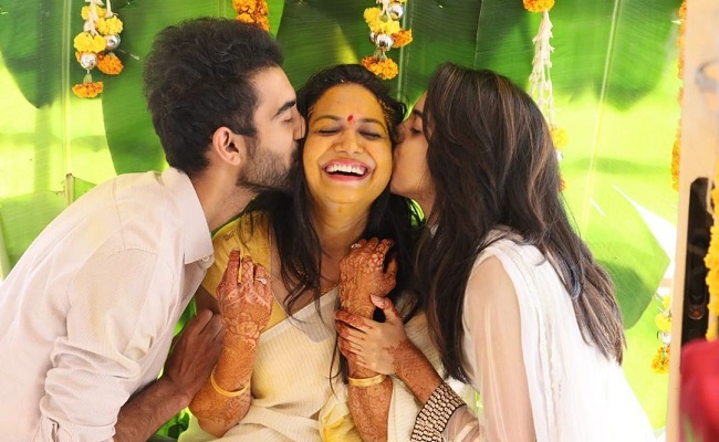 Pic Talk: Sunitha's Kids Make Her Pellikuturu