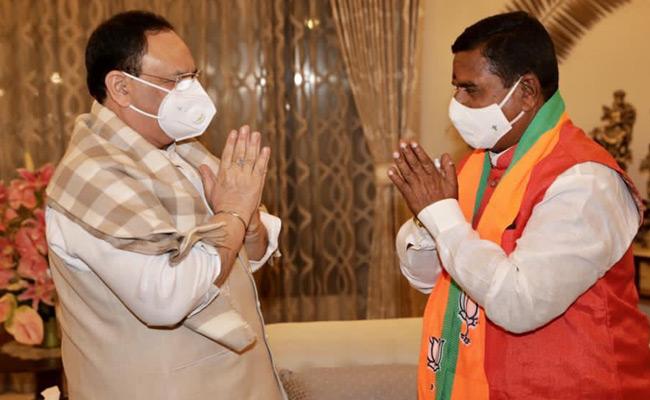 Telangana: Disgruntled leaders make beeline to BJP