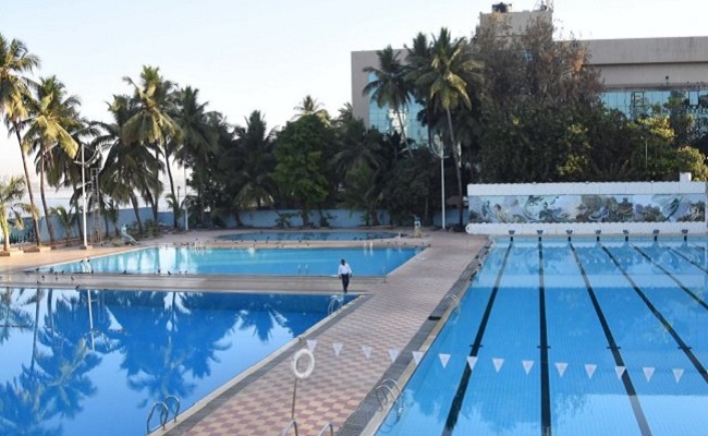 3 members of NRI family die in US swimming pool