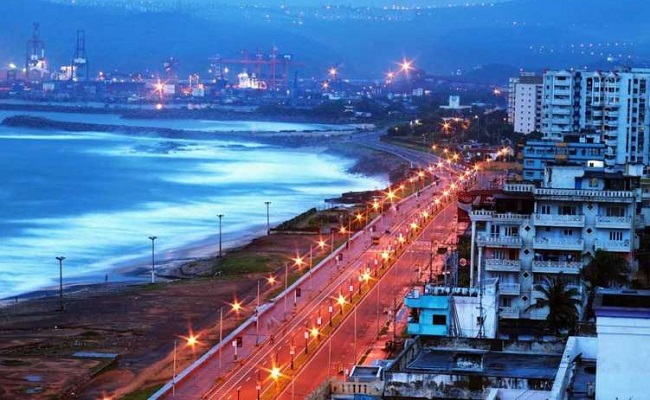 Vizag To Be Developed As IT Hub!