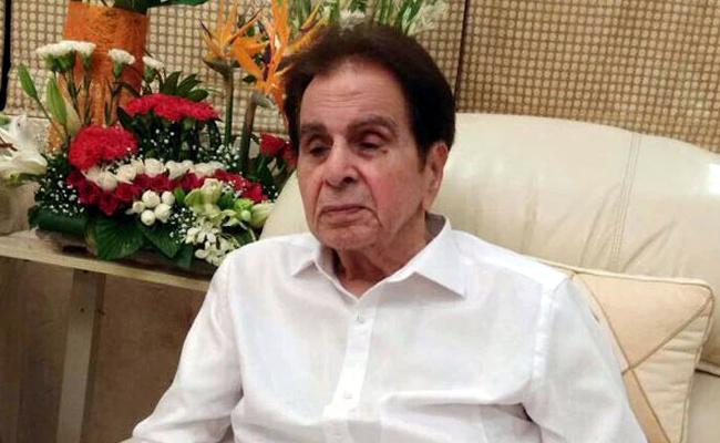 Jagan, Naidu express sorrow over Dilip Kumar's demise