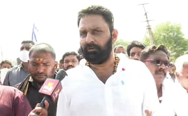 'No difference between Ramya killer and Naidu'