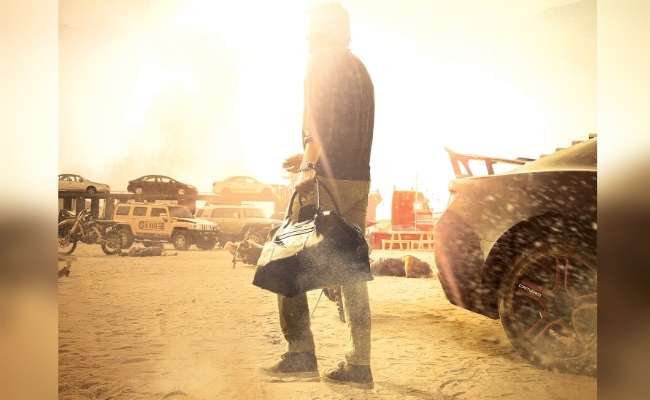 SVP Poster: Mahesh Babu's Entry In Style