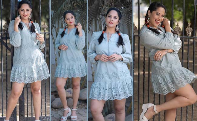 Pics: Anasuya's Short Gown Show