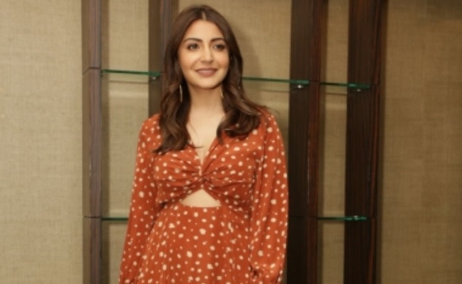 Mom Anushka reveals her 'current favourite accessory'