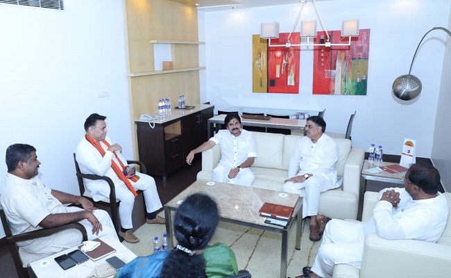 BJP-Jana Sena meeting: casual or serious?