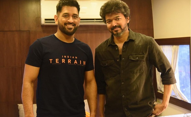 Pic Talk: When 'Thala' Dhoni met Thalapathy Vijay