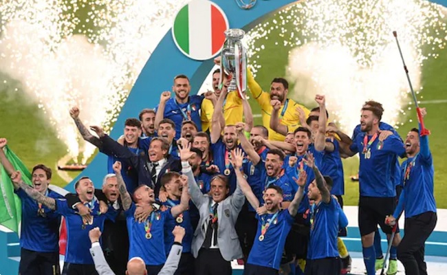 Italy beat England in penalties to win Euro 2020