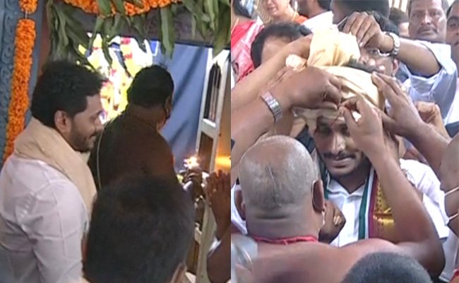 Jagan inaugurates new chariot of Antarvedi temple