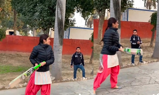 Young Actress Gets Some Cricketing Action
