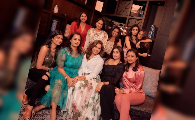 Pic Talk: Boss Ladies Of Hyderabad Pose Together!