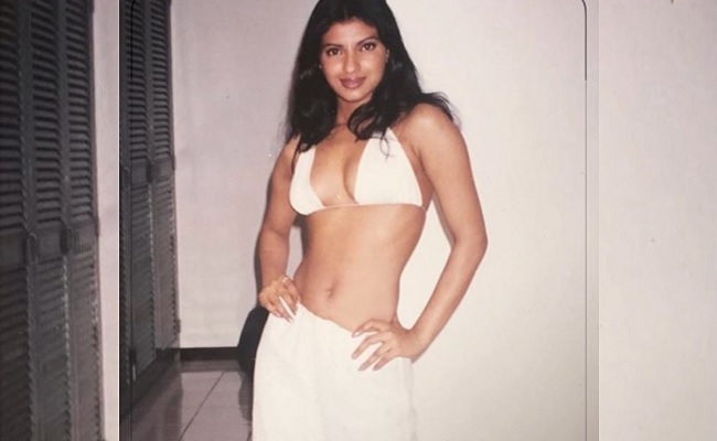 Pic: Actress' Super Sensuous Yesteryear's Picture