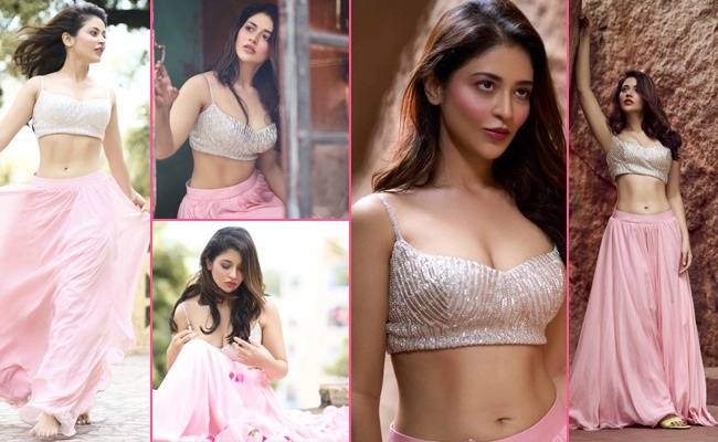 Pics: Priyanka Jawalkar oozes cuteness in Pink