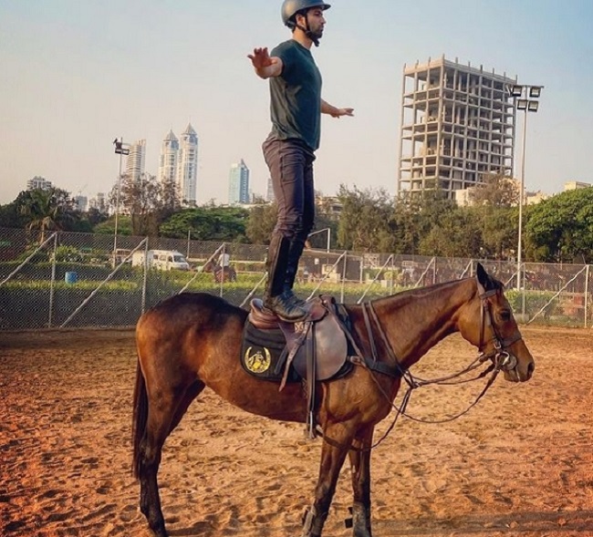 Actor Stands On Horseback, Gets Trolled