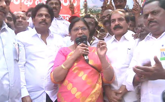 Vizag steel plant staff oppose Centre's privatisation move