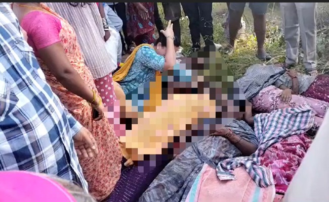 Seven killed as car falls into canal in Telangana - Great Andhra
